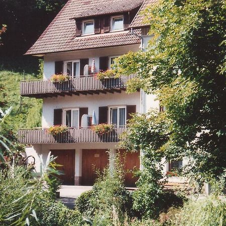 Adieu Alltag: Pension Oesterle Im Schwarzwald Schonmunzach Eksteriør billede