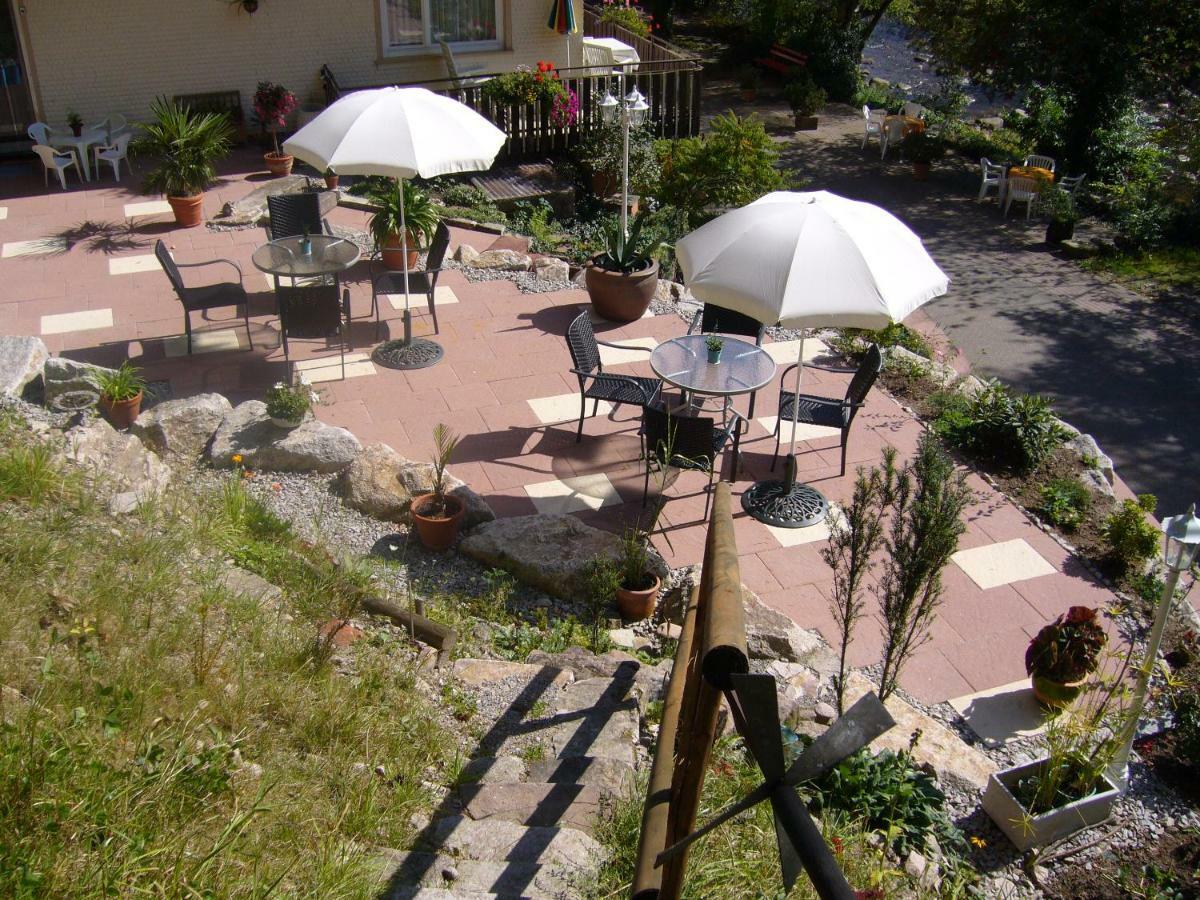 Adieu Alltag: Pension Oesterle Im Schwarzwald Schonmunzach Eksteriør billede
